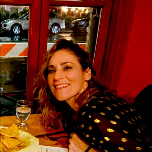 Meet your Posher, Vikki - Picture 1 of 1